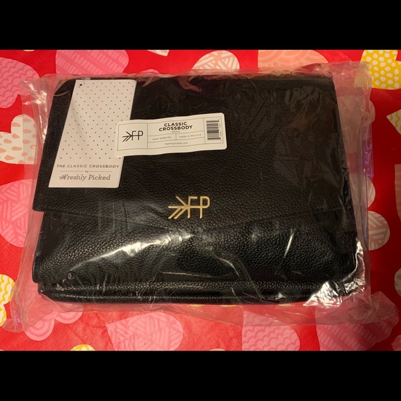 Freshly Picked Handbags - Freshly Picked Crossbody Bag Ebony (Black)